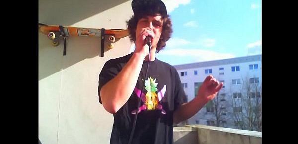  Heisse Action auf dem Balkon - MC MO